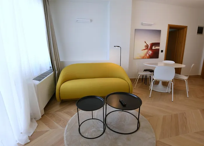 Resort: Aparthotel Milenij