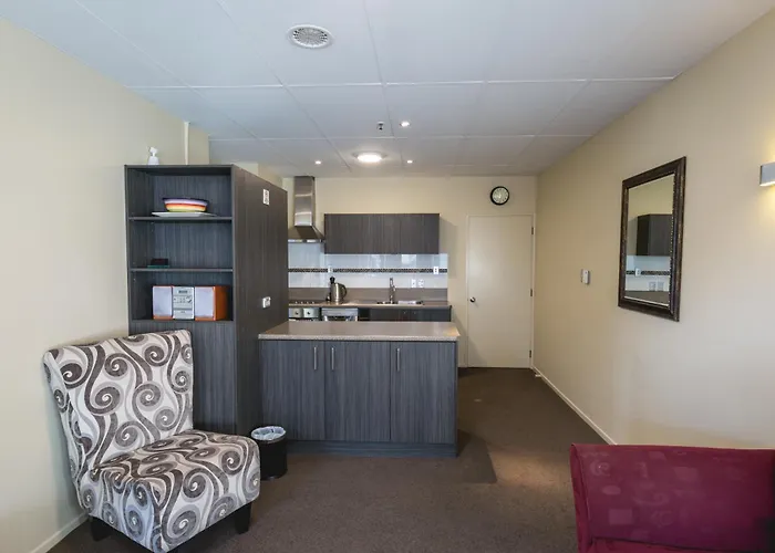  Lomond Lodge & Apartments