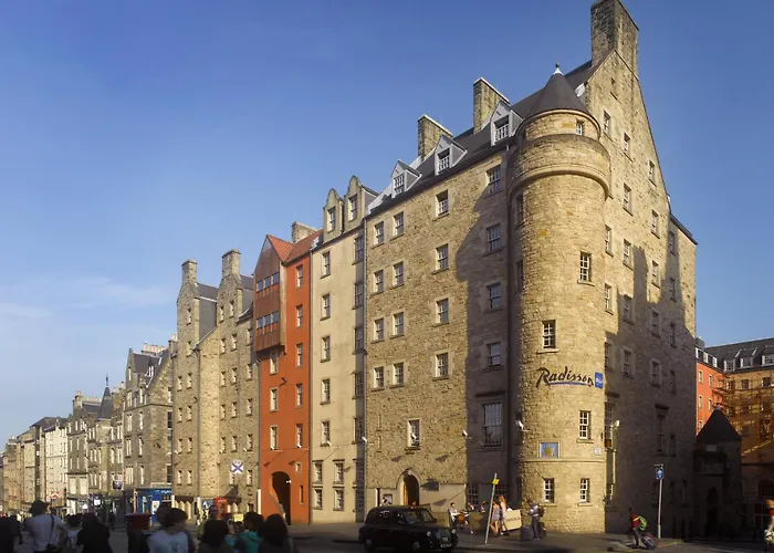 Luxury hotel only: Radisson Blu Hotel, Edinburgh City Centre
