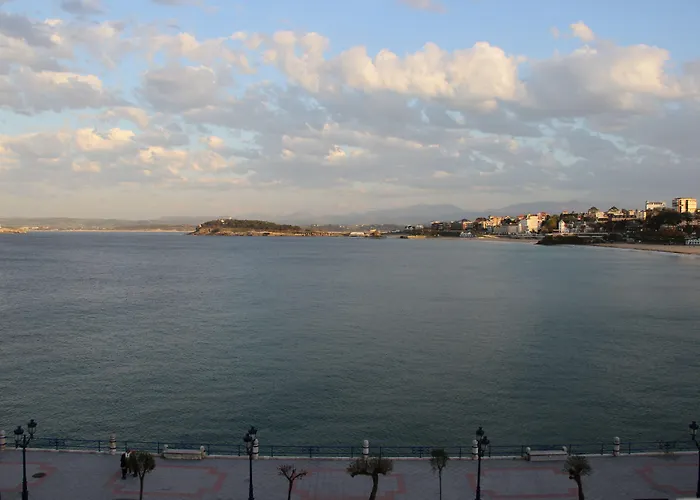 Beach hotel: Hotel Chiqui