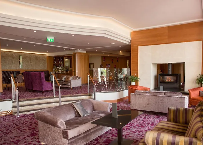 Hotels Close to Airport Stormont