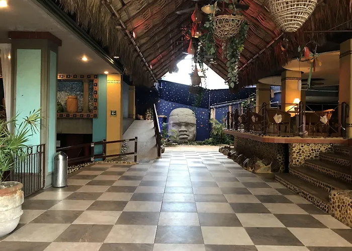 Club Del Sol By NG