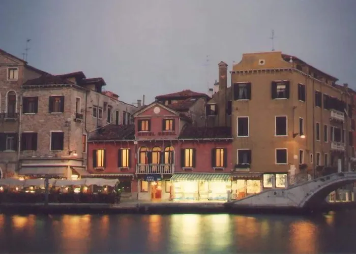 Hôtel pour familles: Hotel Canal & Walter