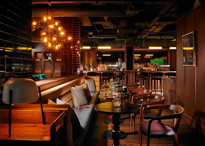 Family Hotel: The Mont