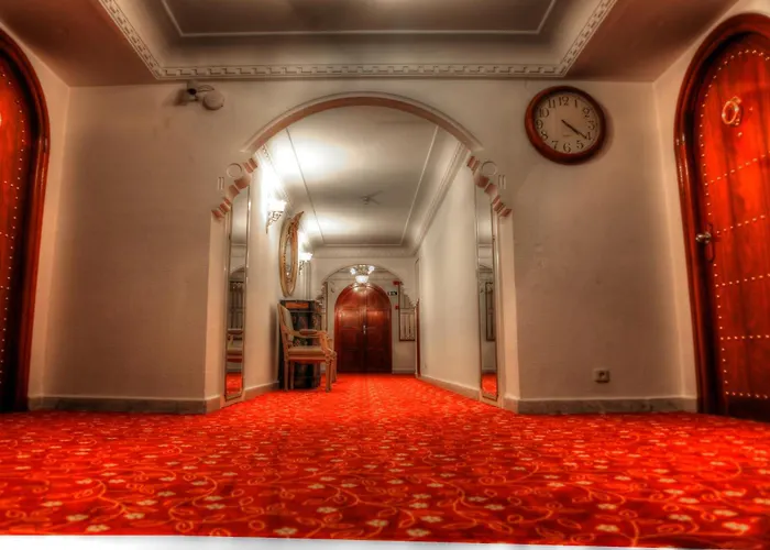 Hotel: Hotel La Maison Blanche
