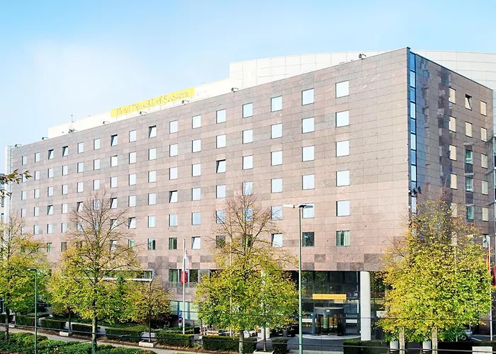 Voco Dusseldorf Seestern By Ihg