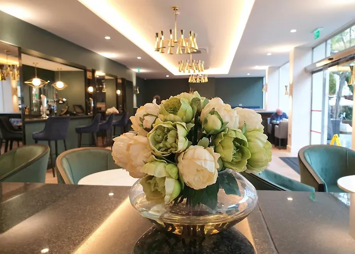 The Eliott Hotel
