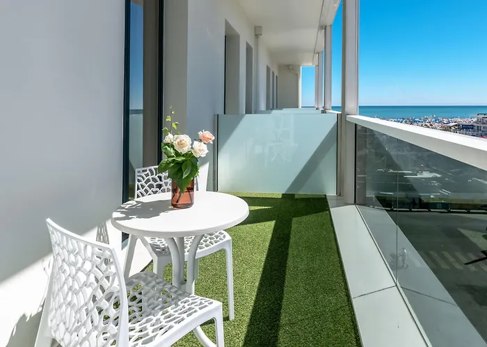 Villa Rosa Riviera