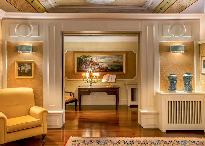 Central hotel: La Residenza