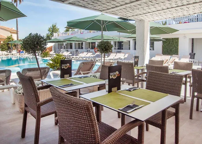 Pet Friendly hotel: Catalonia Del Mar - Adults Only