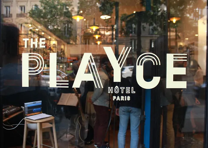 Hotel cerca del colegio: Hotel The Playce By Happyculture