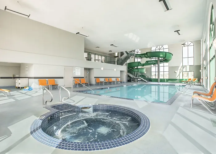 Holiday Inn Express & Suites By Ihg