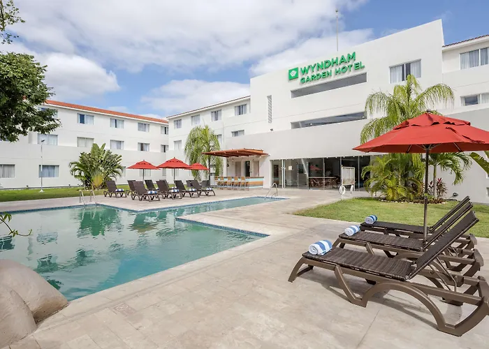  Wyndham Garden Playa Del Carmen