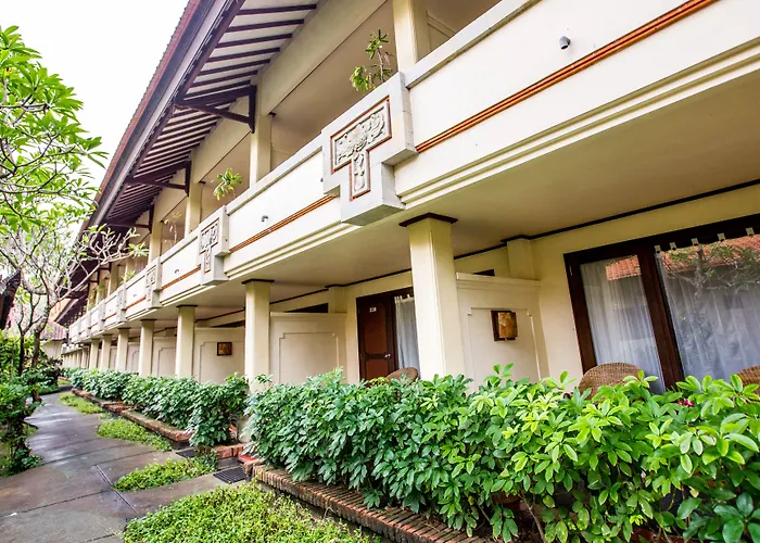 3 sterren hotel: Besakih Beach Hotel