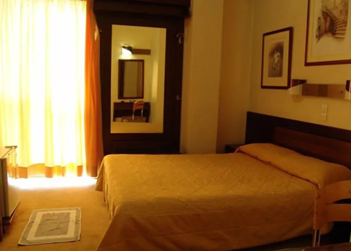 Hotel céntrico: Claridge Hotel