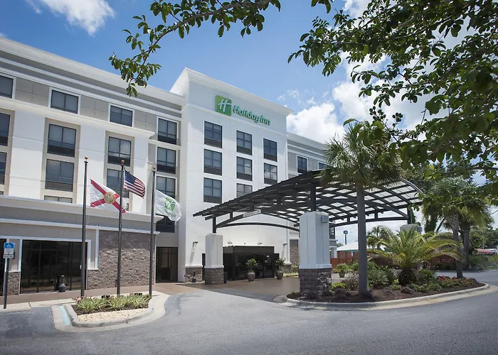 Hot Tub in Room Holiday Inn Pensacola - University Area By Ihg