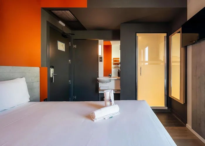 Dog friendly hotels Ibis Budget Madrid Centro Lavapies