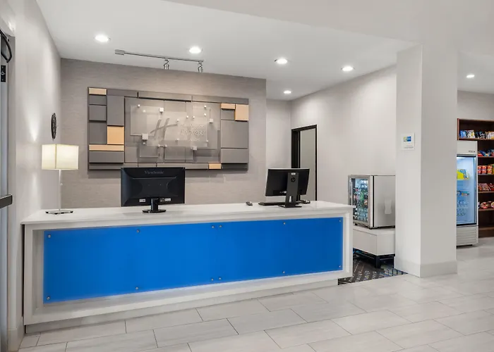 Holiday Express & Suites Graham By Ihg