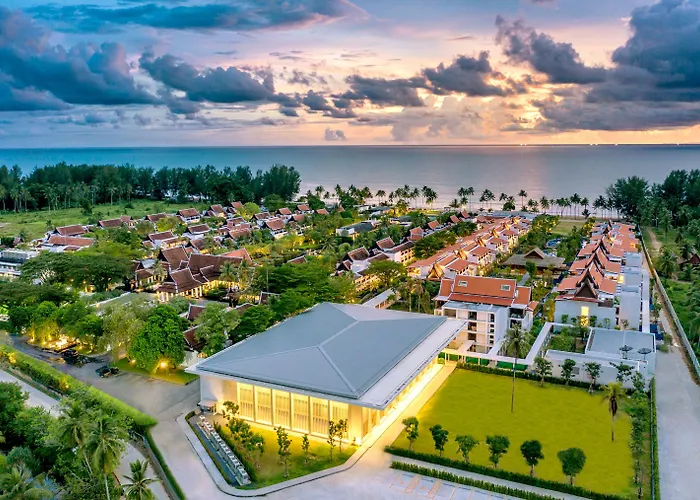 Beach hotel: Jw Marriott Khao Lak Resort And Spa