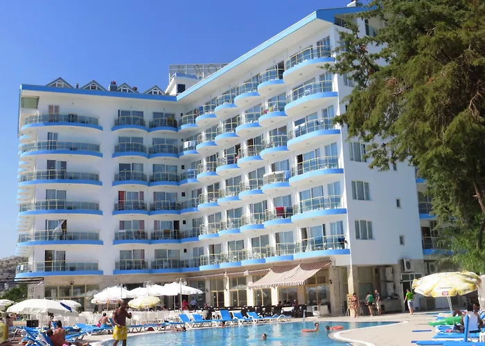 Hotel mit Pool: Arora Hotel