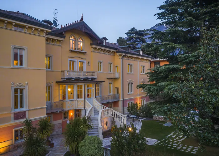 Villa Italia Luxury Suites And Apartments
