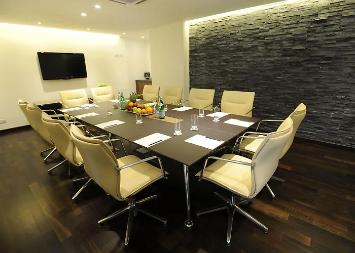 Luxe hotel: The George, Urban Boutique Hotel