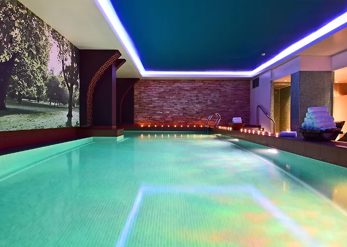  Pestana Chelsea Bridge & Spa