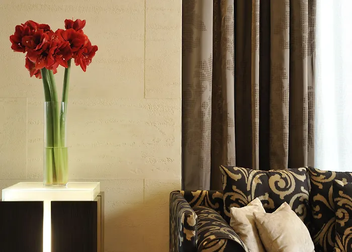 Resort: Uptown Palace