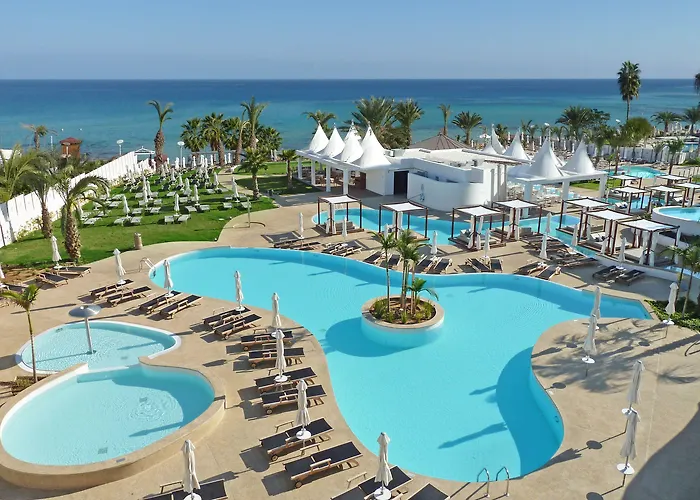 Hotel Jacuzzi: Sunrise Pearl Hotel & Spa
