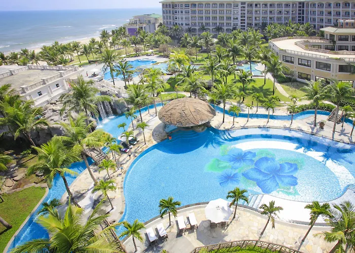 Hotels with tennis Olalani & Condotel
