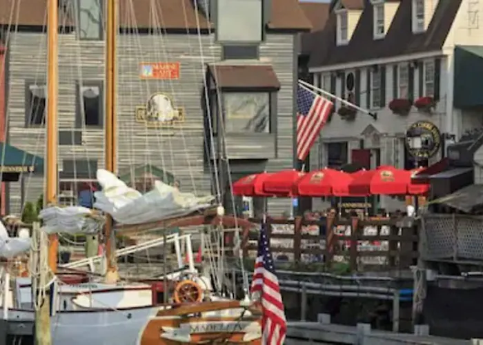 B&B only: Admiral Farragut Inn