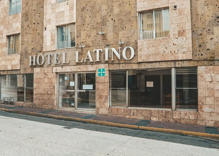Motel: Hotel Latino