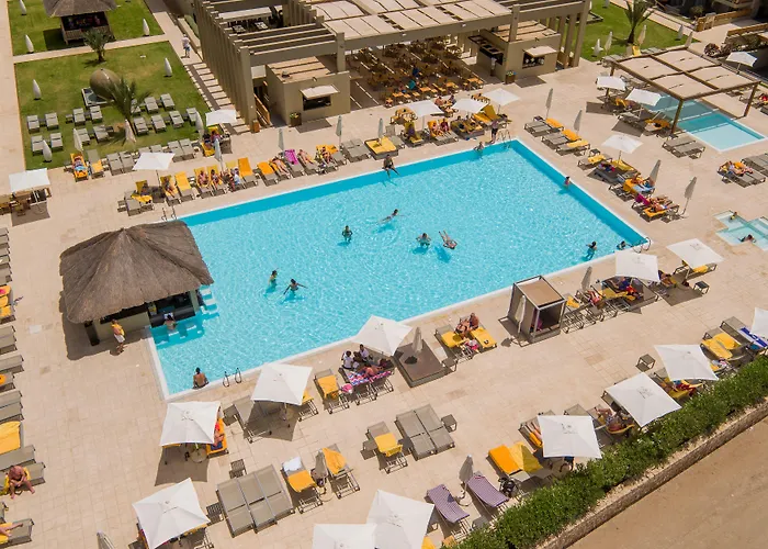 Oasis Salinas Sea