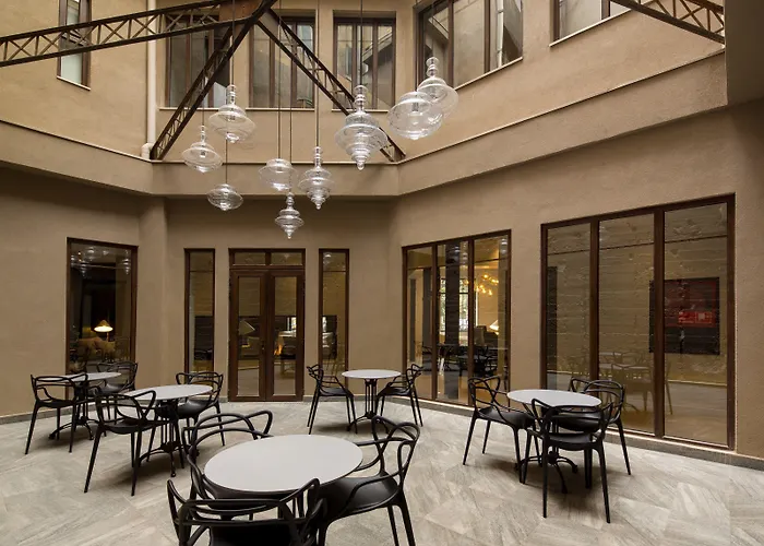 Luxury hotel only: Hotel Altiplanico Bellas Artes