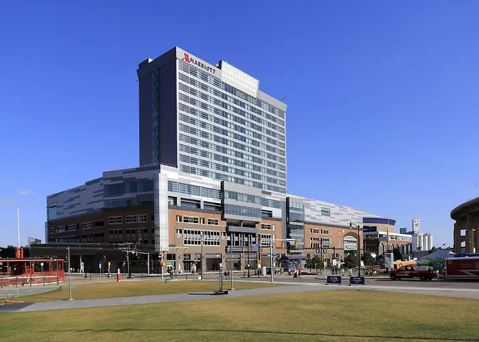 Marriott At Lecom Harborcenter
