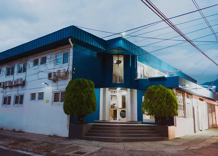 Hotel céntrico: Hotel Manantiales El Salvador