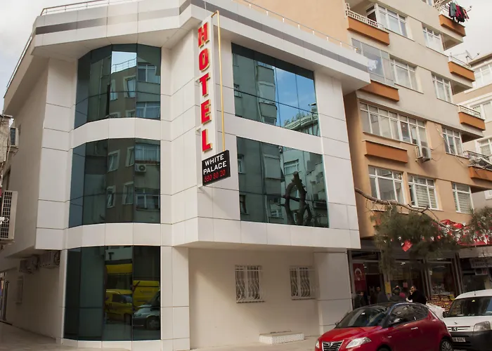 White Palace Hotel