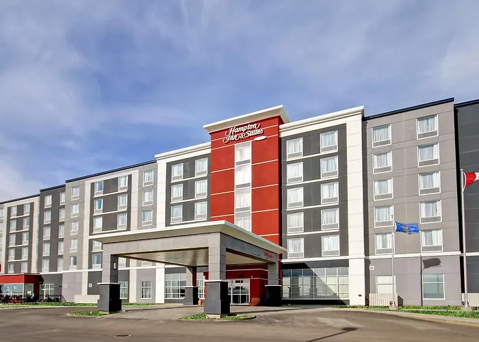 Hampton Inn & Suites -