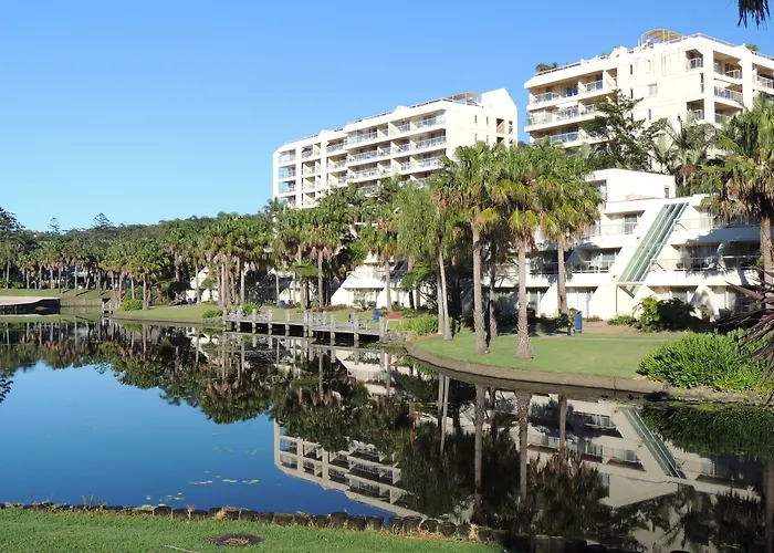 Spa Hotel: Charlesworth Bay Beach Resort