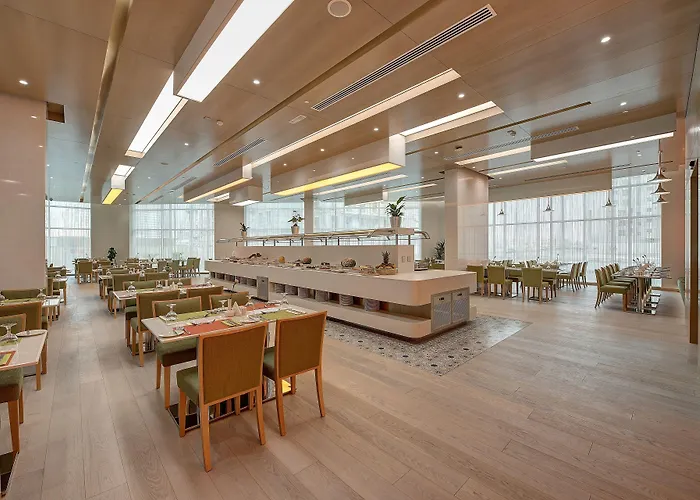 Kurhotel: Al Khoory Atrium