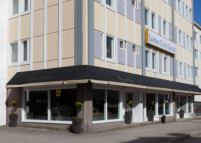  Golden Circle Suites