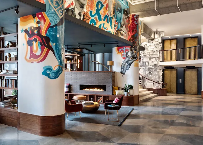 Romantisches Hotel: The Revolution Hotel