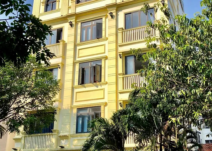 Luxe hotel: Bac Nam My Khe Beach Hotel