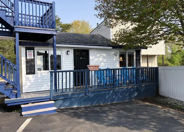 Motel: Island View Motel