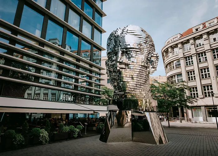 Andaz , By Hyatt