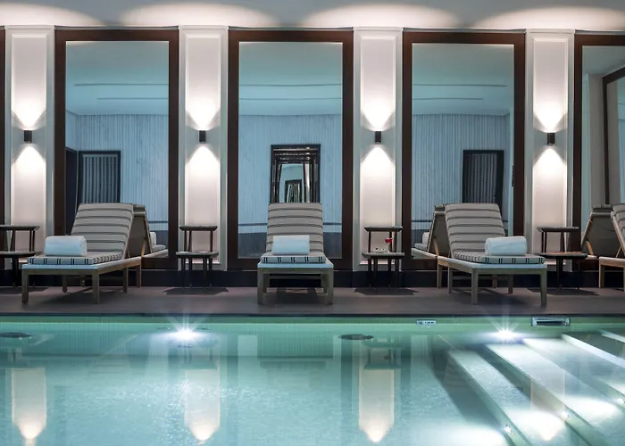Hotel 5 stelle: J.K. Place Paris