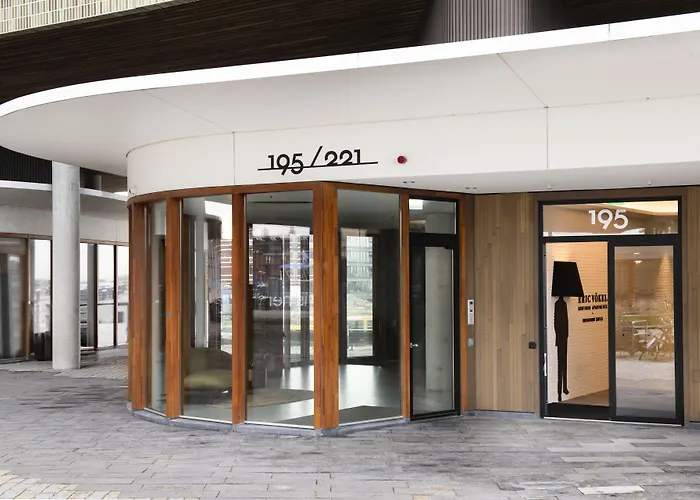  Eric Voekel Boutique Apartments - Riverfront Suites