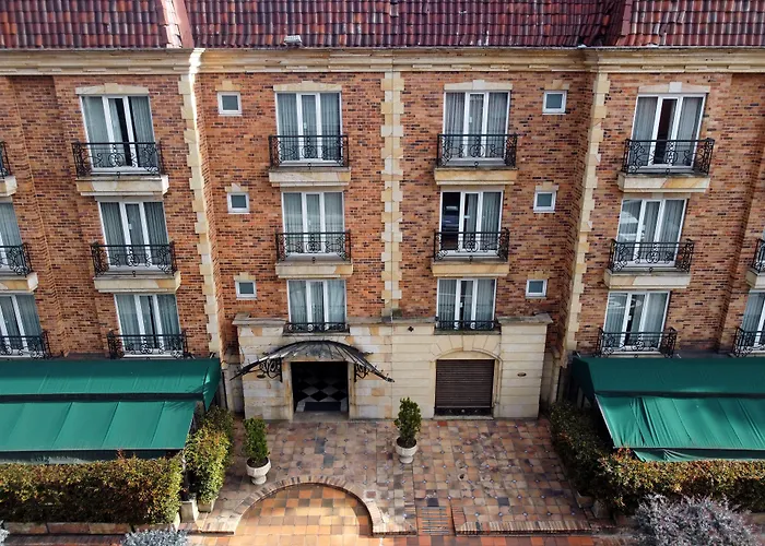 Windsor House Inn By Geh Suites