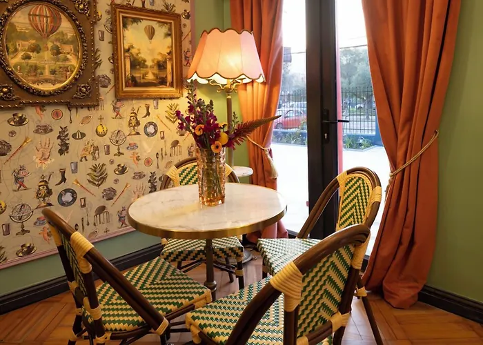 Casa Cecilia Santiago