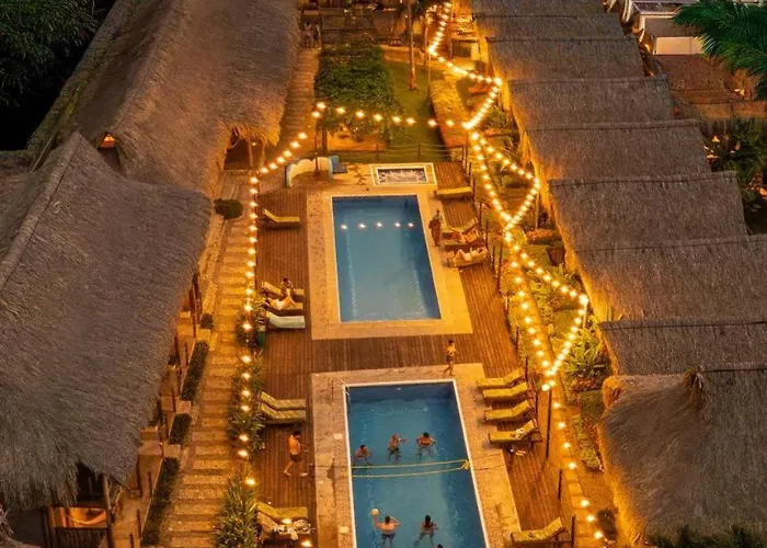 Beach Hotels Tiki Hut